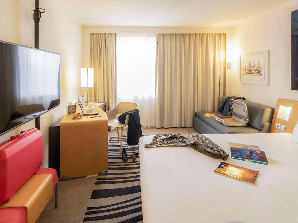 Novotel Antwerpen - Ekeren 4*,