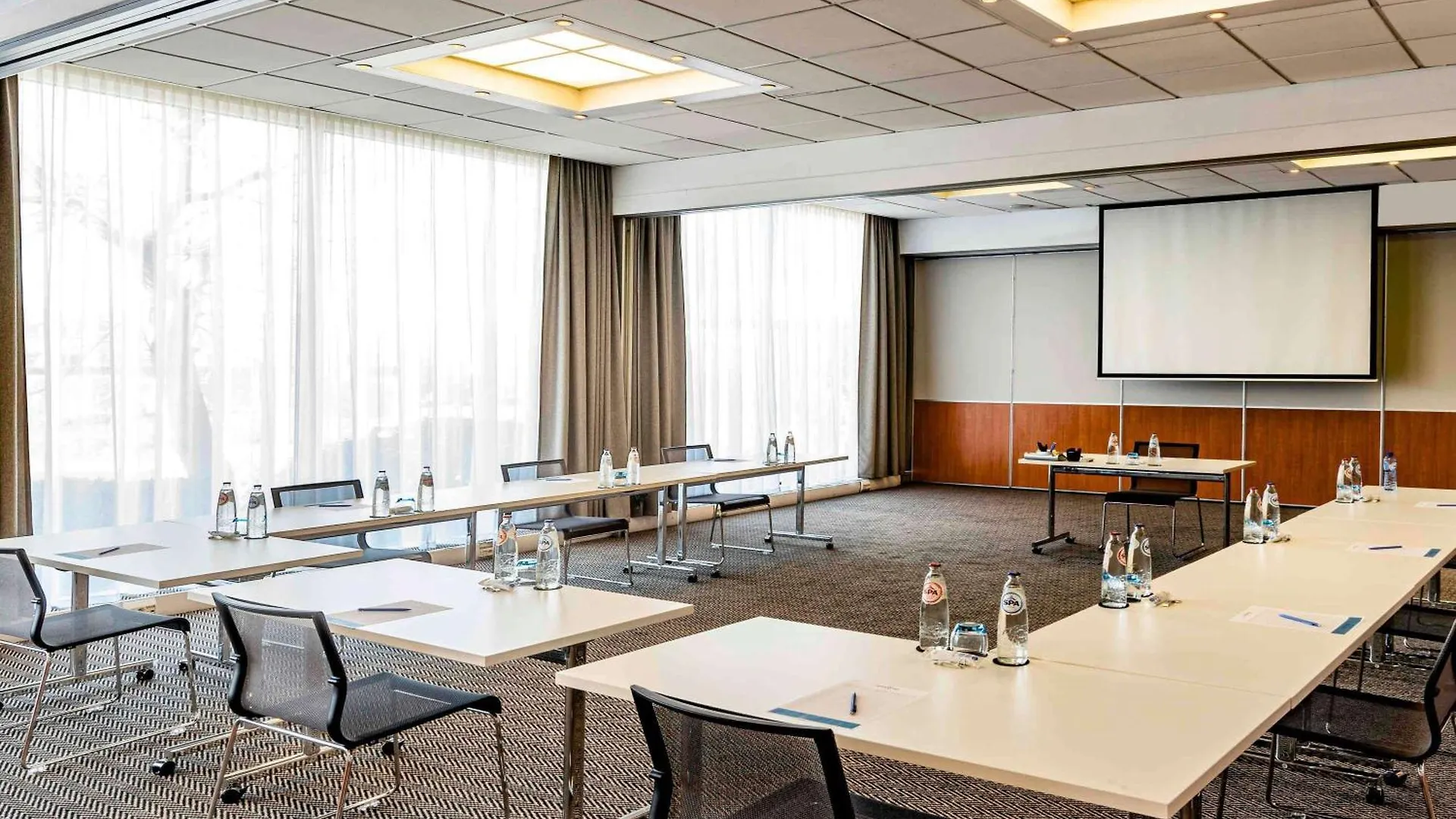 Novotel Antwerpen - Ekeren Otel Anvers